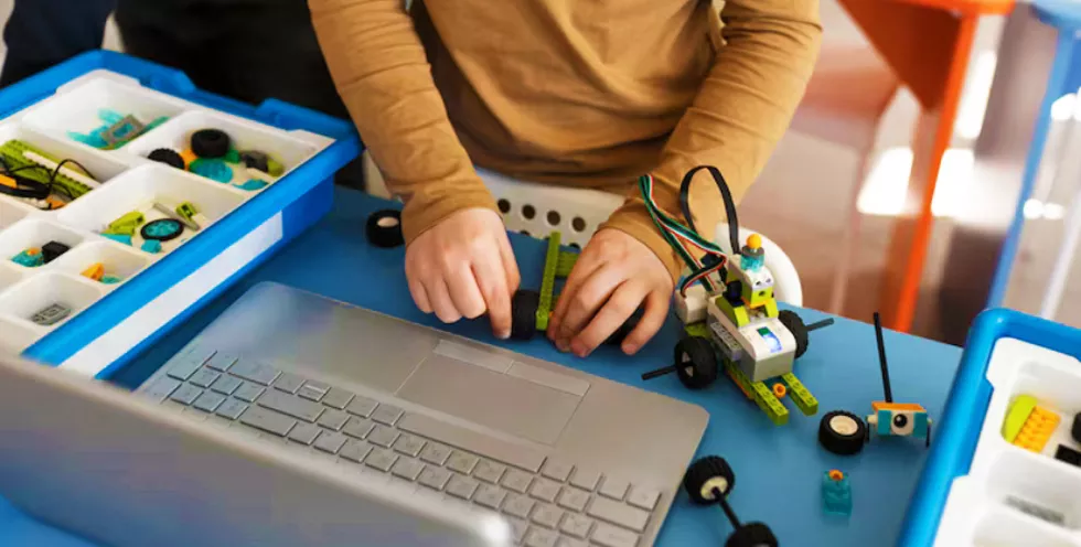 AI-driven STEM education will replace the current model